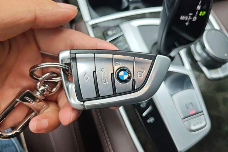 Used BMW 7 Series 2018 730Li Luxury Model Excellence Package Vehicle Key