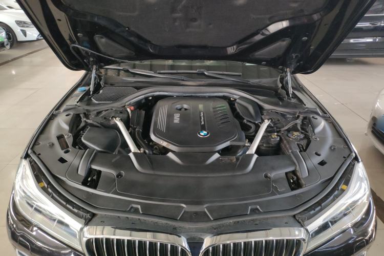 Used BMW 7 Series 2018 740Li xDrive Luxury Edition M Sport Package Engine Bay