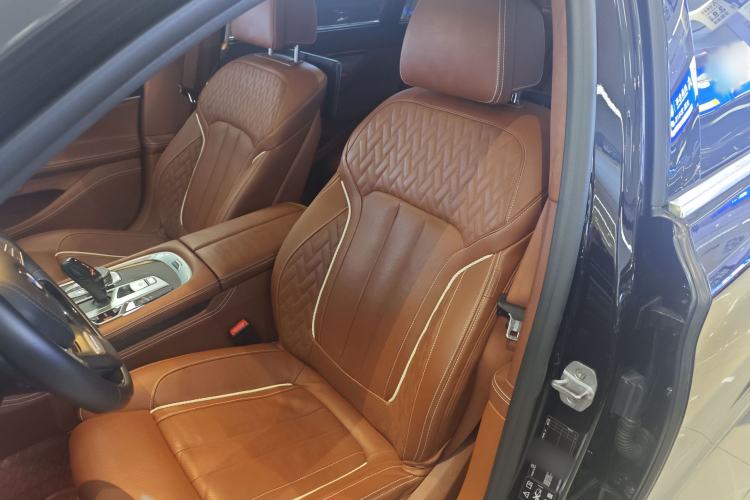 Used BMW 7 Series 2018 740Li xDrive Luxury Edition Excellence Package Interior 2