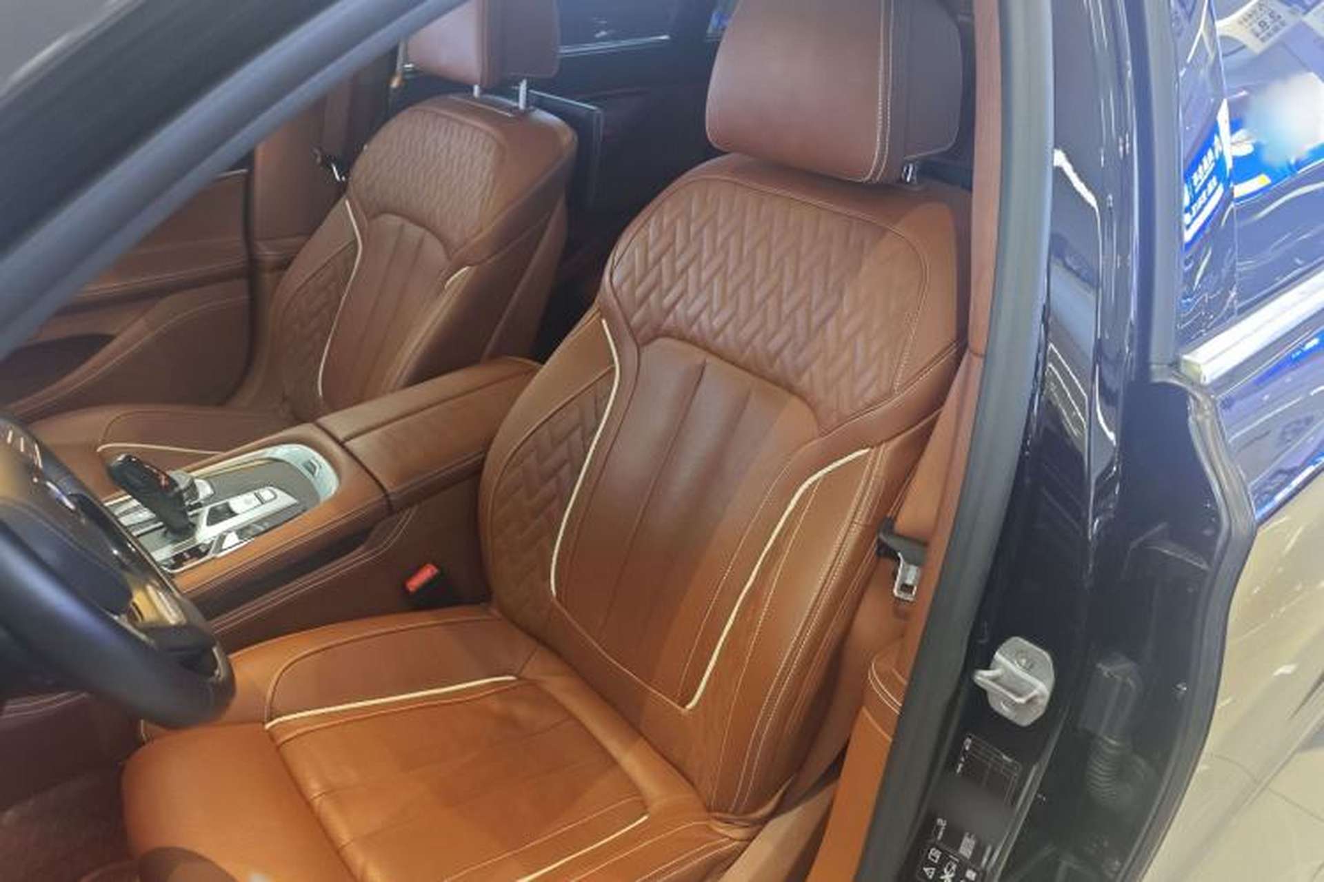 Used BMW 7 Series 2018 740Li xDrive Luxury Edition Excellence Package Interior 2