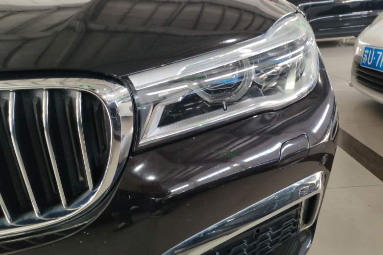 Used BMW 7 Series 2018 740Li xDrive Luxury Edition M Sport Package Left Front Headlight