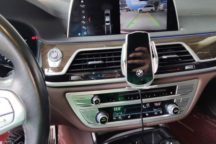 Used BMW 7 Series 2018 730Li Leading Model Excellence Package Audio And AC Panel