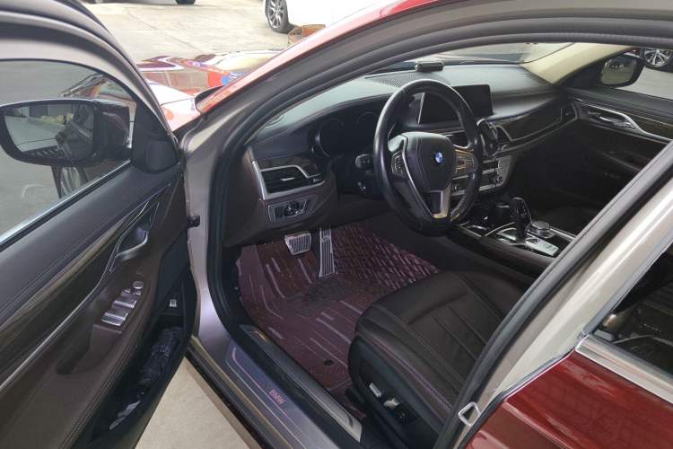 Used BMW 7 Series 2018 730Li Leading Model Excellence Package Driver Seat