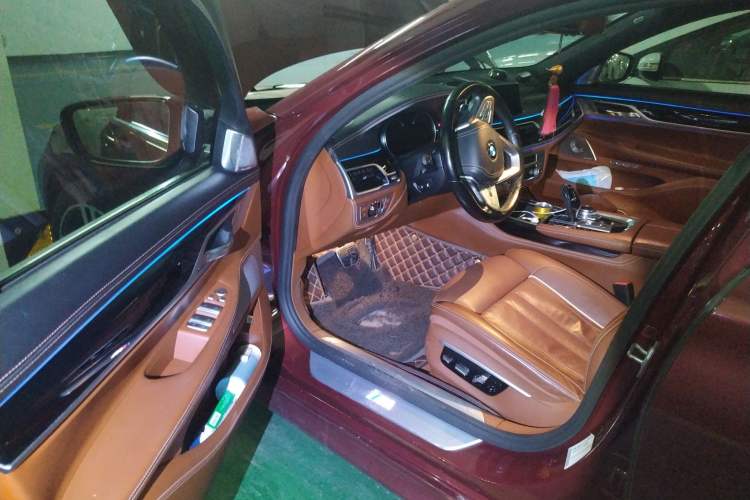 Used BMW 7 Series 2018 740Li xDrive Luxury Edition M Sport Package Driver Seat
