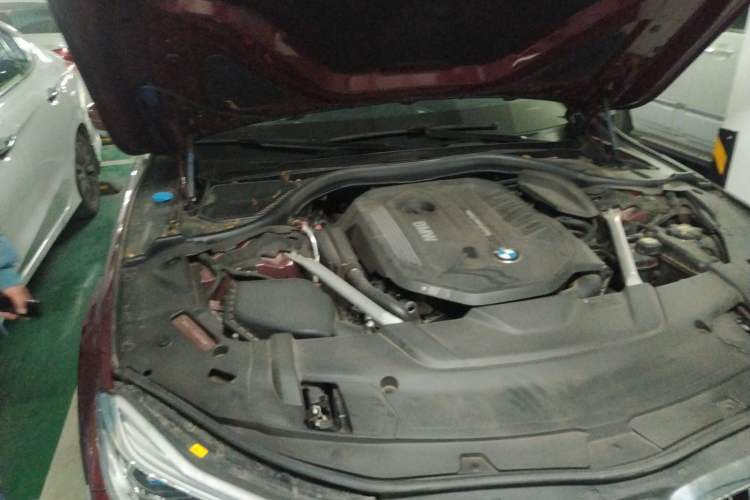 Used BMW 7 Series 2018 740Li xDrive Luxury Edition M Sport Package Engine Bay Right