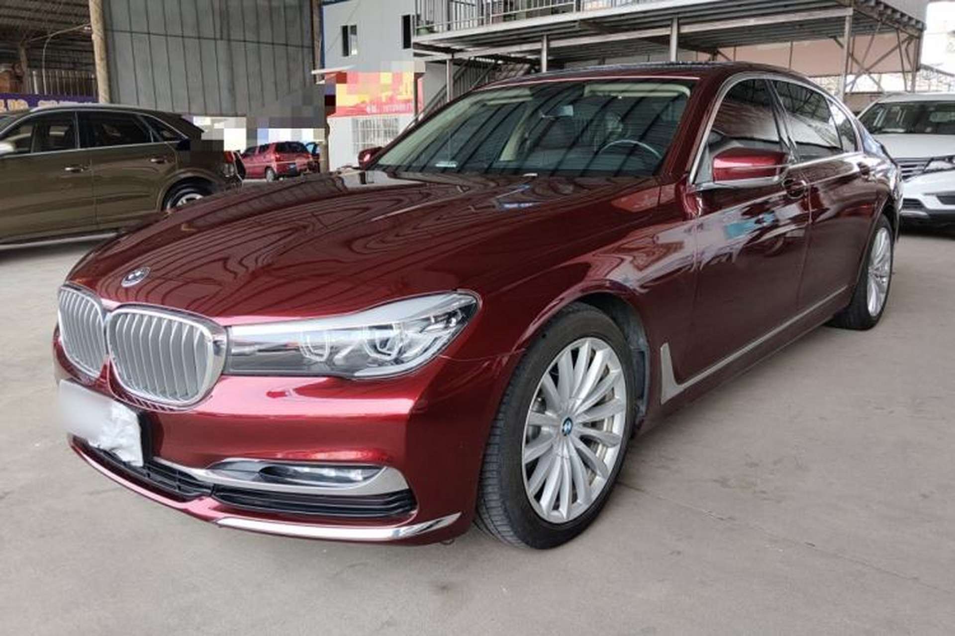 Used BMW 7 Series 2018 730Li Leading Model Excellence Package Front Left 45 Deg