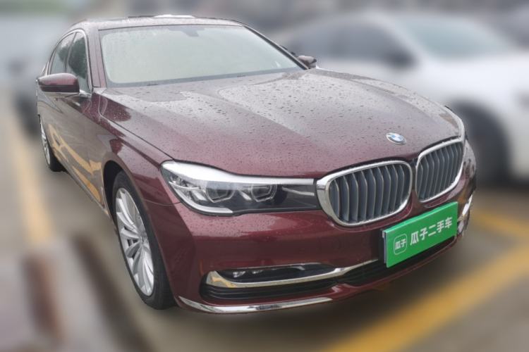 Used BMW 7 Series 2018 730Li Leading Model Excellence Package Front Right 45 Deg