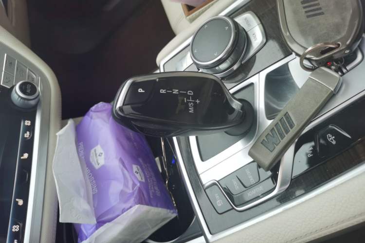 Used BMW 7 Series 2018 730Li Leading Model Excellence Package Gear Lever