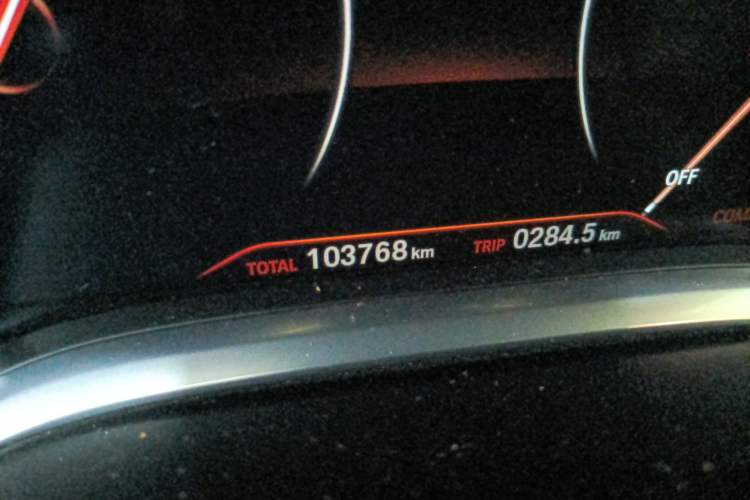 Used BMW 7 Series 2018 740Li M Sport Package Leading Model Odometer Close Up