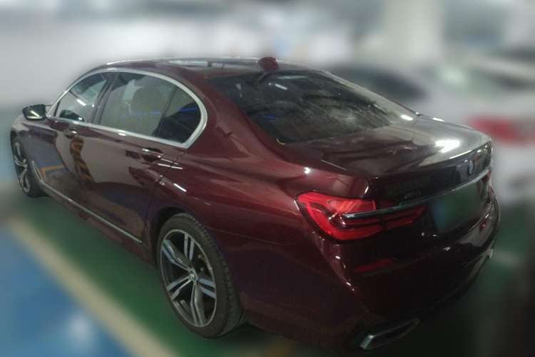 Used BMW 7 Series 2018 740Li xDrive Luxury Edition M Sport Package Rear Left 45 Deg