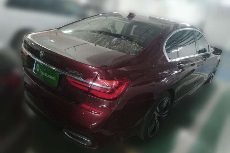 Used BMW 7 Series 2018 740Li xDrive Luxury Edition M Sport Package Rear Right 45 Deg
