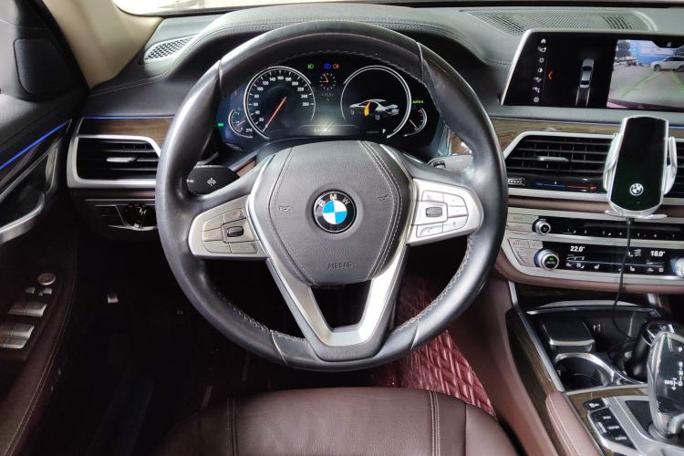 Used BMW 7 Series 2018 730Li Leading Model Excellence Package Steering Wheel