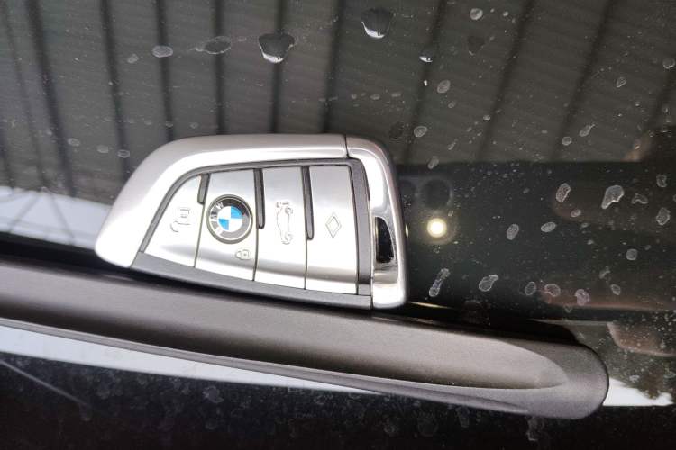 Used BMW 7 Series 2018 730Li Leading Model Excellence Package Vehicle Key