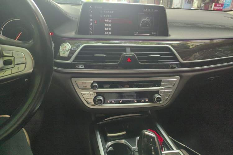 Used BMW 7 Series 2018 730Li Luxury Model Excellence Package Audio And AC Panel