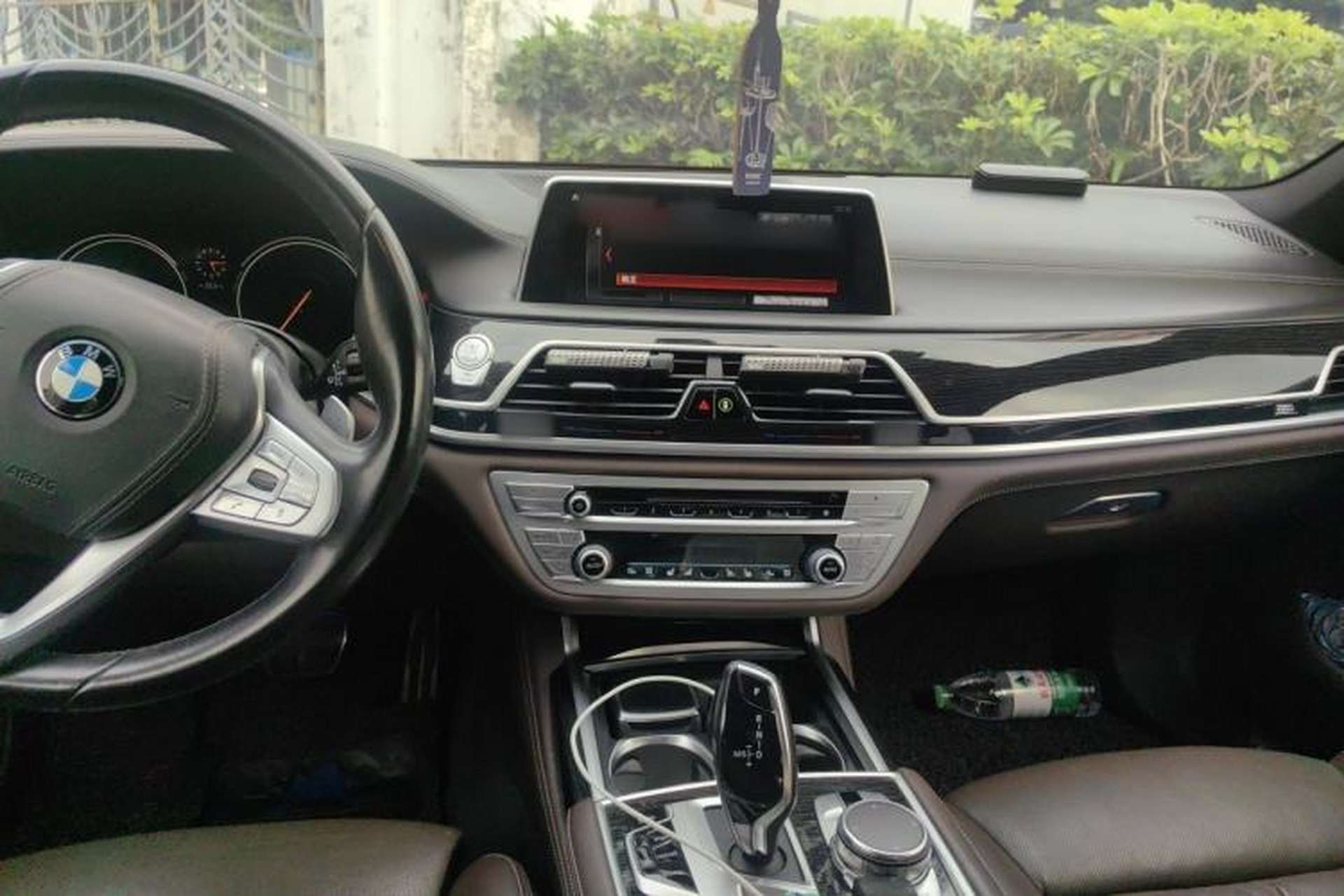 Used BMW 7 Series 2018 730Li Luxury Edition M Sport Package Center Console