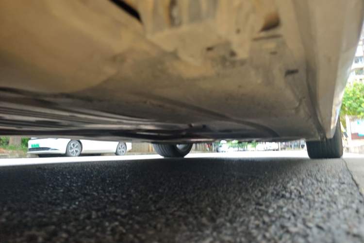 Used BMW 7 Series 2018 730Li Luxury Model Excellence Package Chassis Front Left