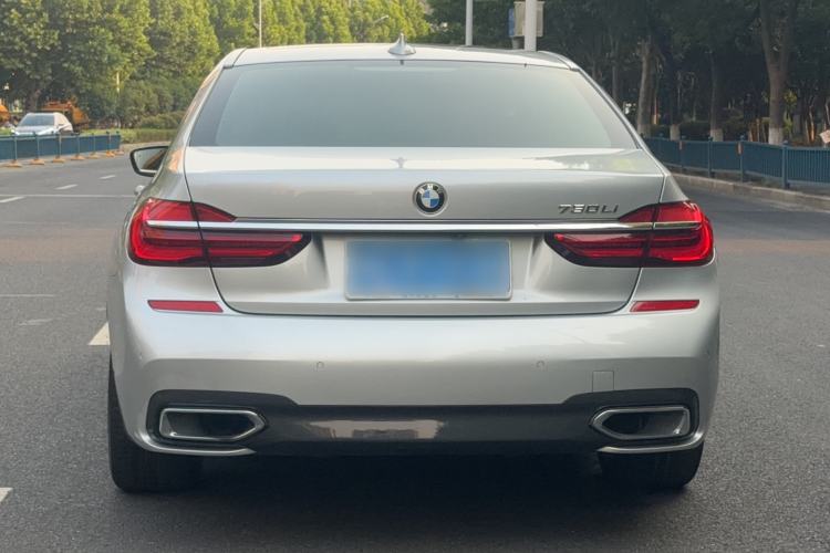 Used BMW 7 Series 2018 730Li Luxury Edition M Sport Package Exterior 5