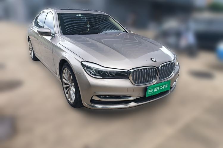 Used BMW 7 Series 2018 730Li Leading Model Excellence Package Front Right 45 Deg