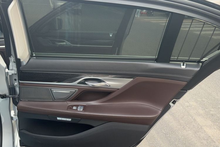 Used BMW 7 Series 2018 730Li Luxury Edition M Sport Package Interior 6