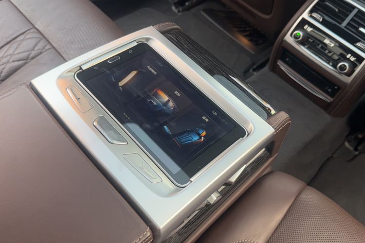 Used BMW 7 Series 2018 730Li Luxury Edition M Sport Package Interior 8
