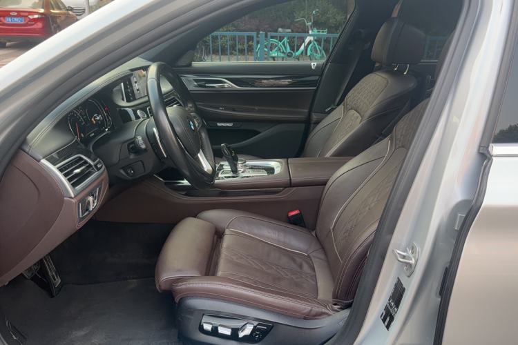 Used BMW 7 Series 2018 730Li Luxury Edition M Sport Package Left Front Seat