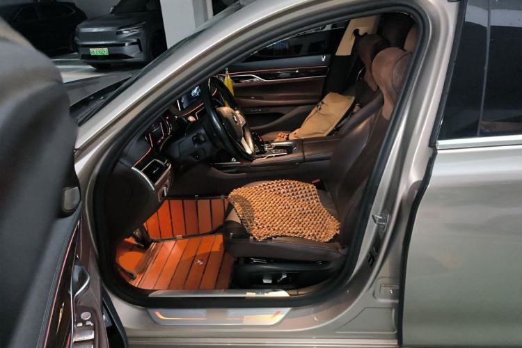 Used BMW 7 Series 2018 730Li Leading Model Excellence Package Left Front Seat