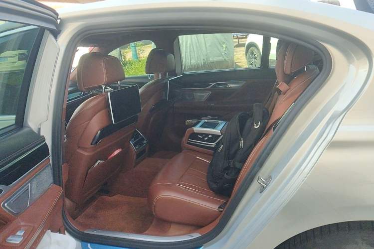 Used BMW 7 Series  Left Rear Seat