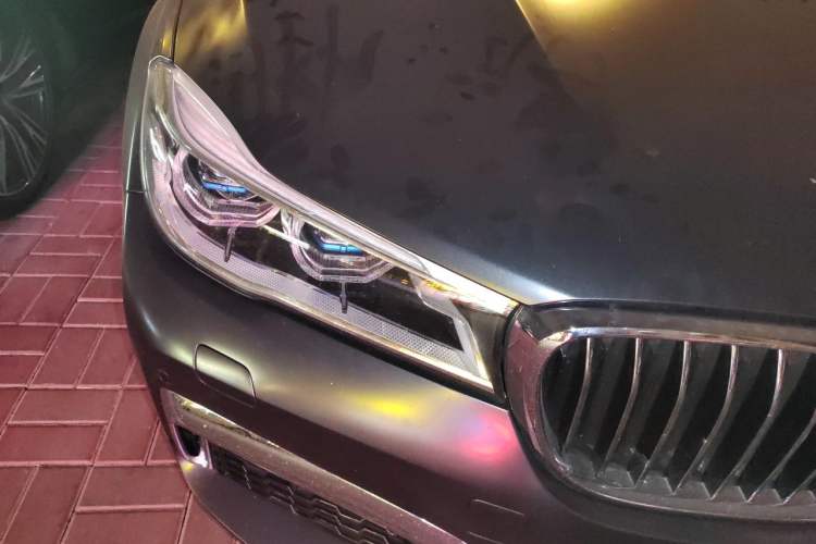 Used BMW 7 Series 2018 740Li M Sport Package Leading Model Right Front Headlight
