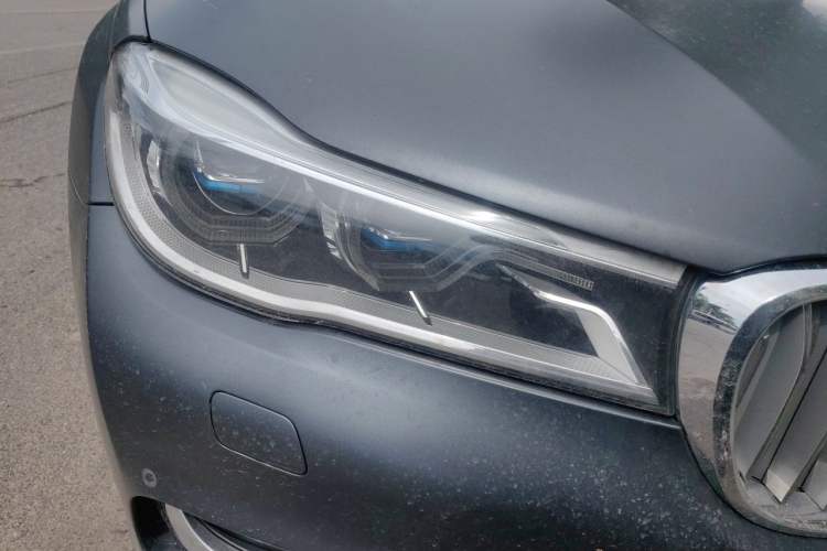 Used BMW 7 Series 2018 740Li xDrive Luxury Edition Excellence Package Right Front Headlight