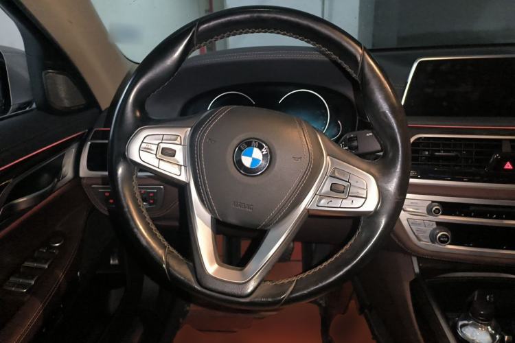 Used BMW 7 Series 2018 730Li Leading Model Excellence Package Steering Wheel