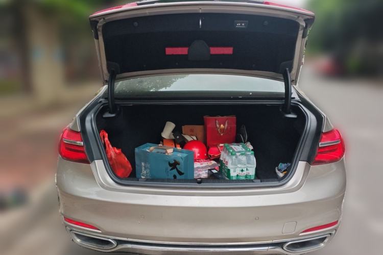 Used BMW 7 Series 2018 730Li Luxury Model Excellence Package Trunk