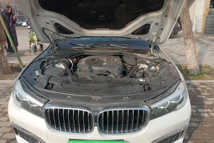 Used BMW 7 Series 2018 730Li Leading Model M Sport Package Engine Bay