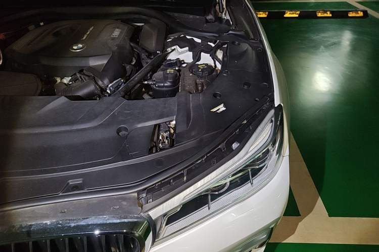 Used BMW 7 Series 2018 730Li Leading Model M Sport Package Engine Bay Left