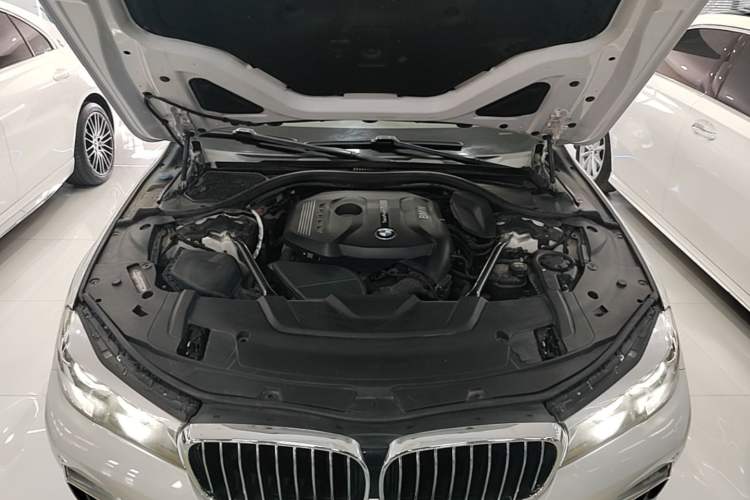 Used BMW 7 Series 2018 730Li Leading Model M Sport Package Engine Bay
