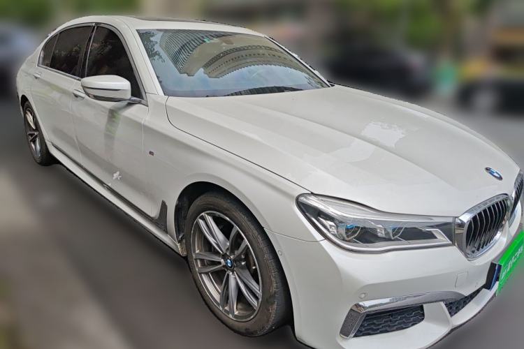 Used BMW 7 Series 2018 730Li Luxury Edition M Sport Package Front Right 45 Deg