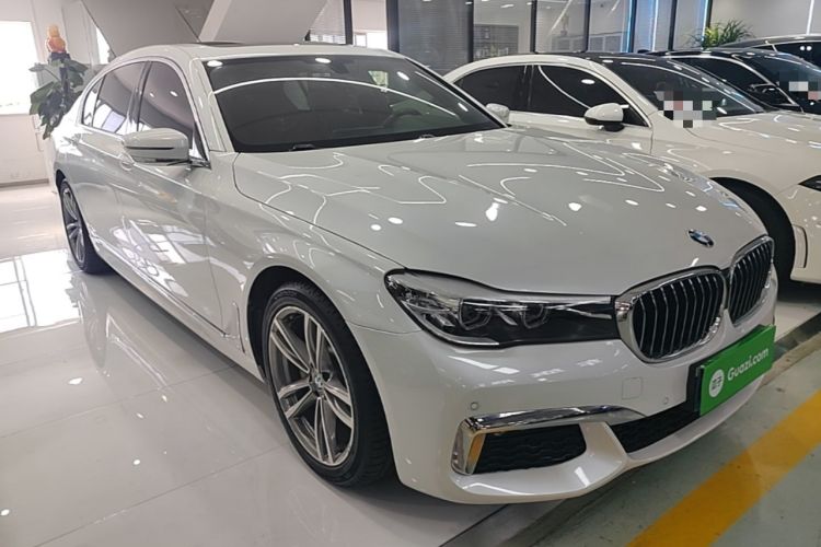 Used BMW 7 Series 2018 730Li Leading Model M Sport Package Front Right 45 Deg