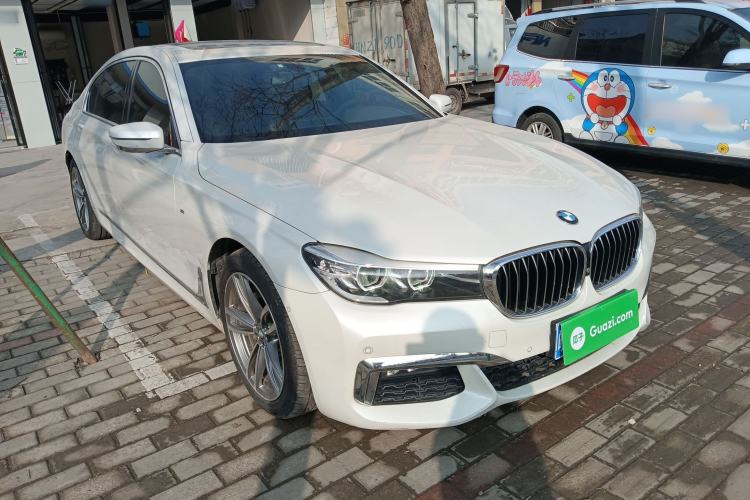 Used BMW 7 Series 2018 730Li Leading Model M Sport Package Front Right 45 Deg
