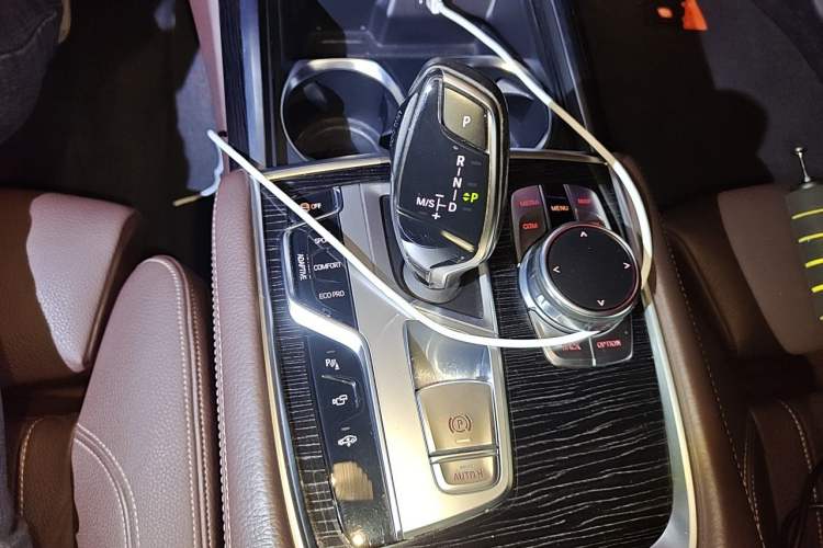 Used BMW 7 Series 2018 730Li Leading Model M Sport Package Gear Lever