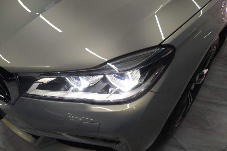 Used BMW 7 Series 2018 740Li xDrive Luxury Edition M Sport Package Left Front Headlight