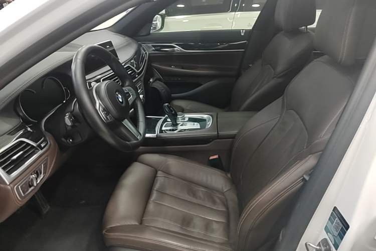 Used BMW 7 Series 2018 730Li Leading Model M Sport Package Left Front Seat