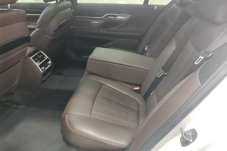 Used BMW 7 Series 2018 730Li Leading Model M Sport Package Left Rear Seat