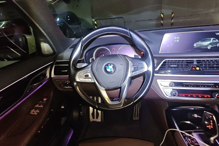 Used BMW 7 Series 2018 730Li Leading Model M Sport Package Steering Wheel