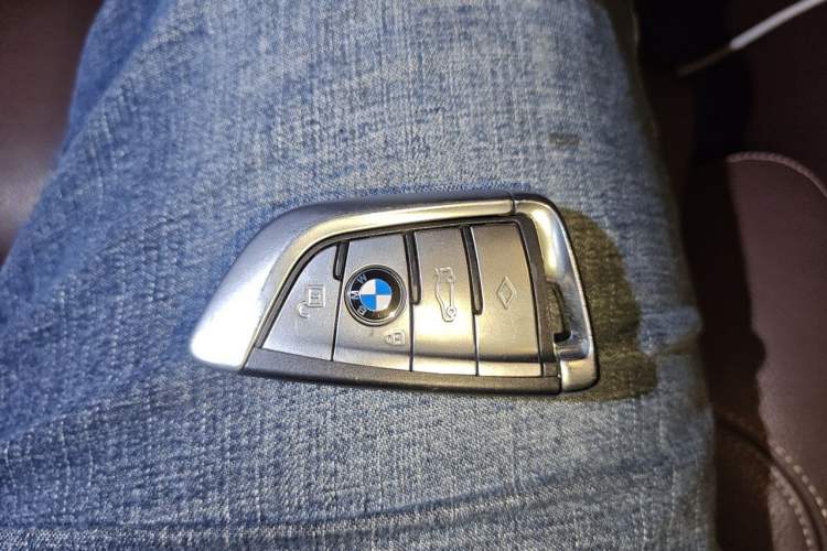Used BMW 7 Series 2018 730Li Leading Model M Sport Package Vehicle Key