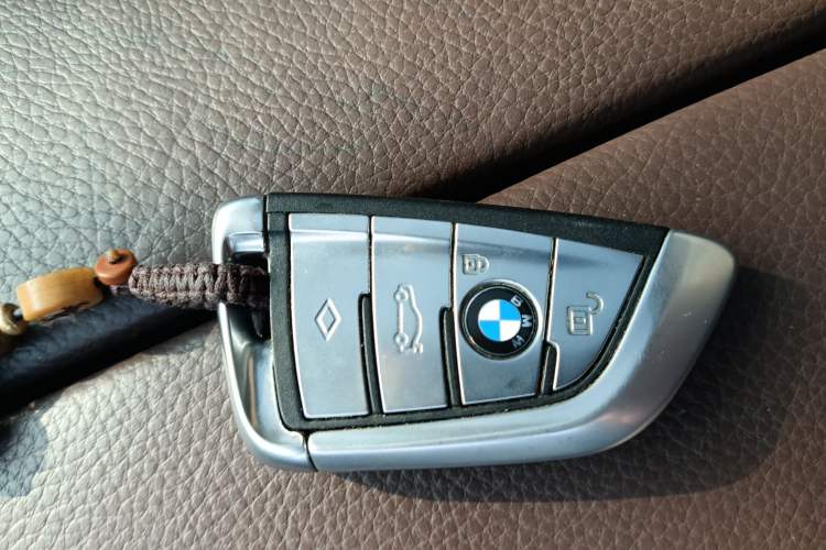 Used BMW 7 Series 2018 730Li Leading Model M Sport Package Vehicle Key