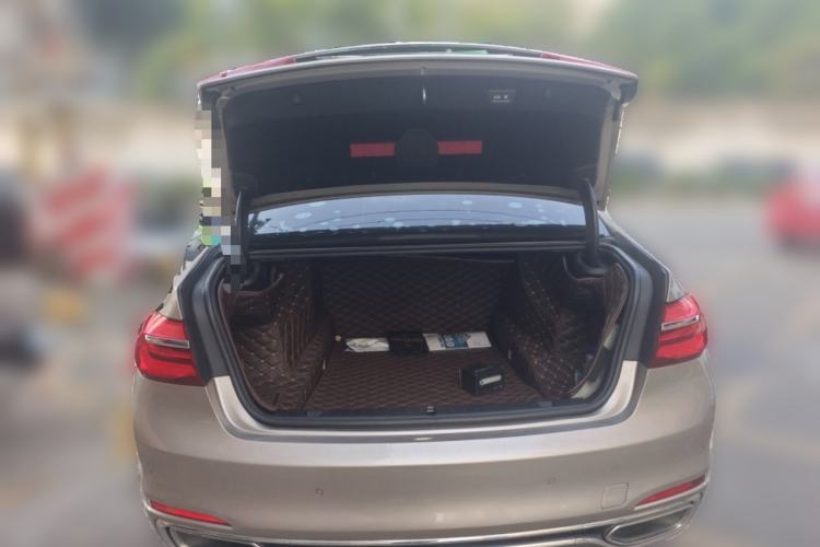 Used BMW 7 Series 2018 730Li Leading Model Excellence Package Trunk