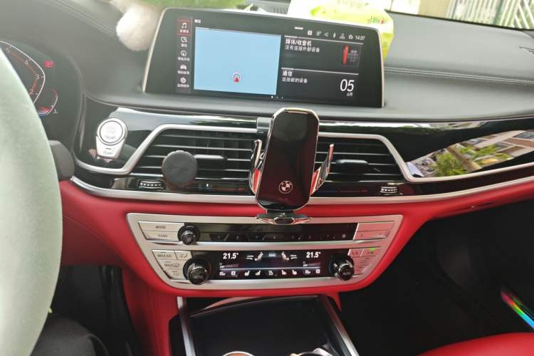 Used BMW 7 Series 2019 Restyled 740Li xDrive Executive M Sport Package Audio And AC Panel
