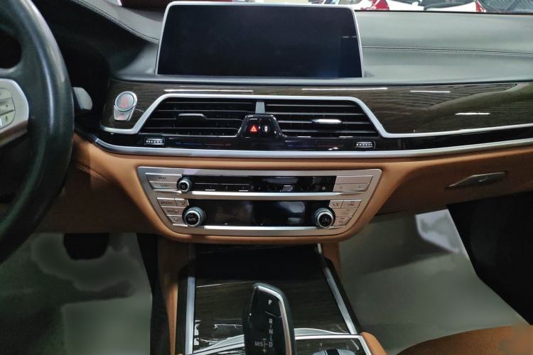 Used BMW 7 Series 2019 Updated 730Li Luxury Package Audio And AC Panel