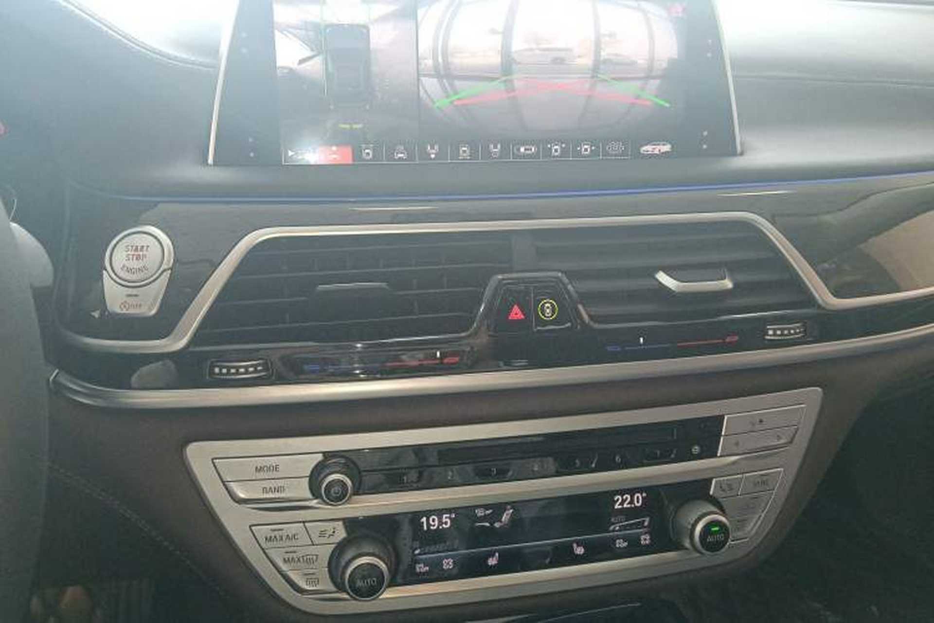 Used BMW 7 Series 2019 730Li Luxury Package Audio And AC Panel
