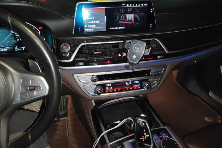 Used BMW 7 Series 2019 Updated 740Li Luxury Version M Sport Package Audio And AC Panel