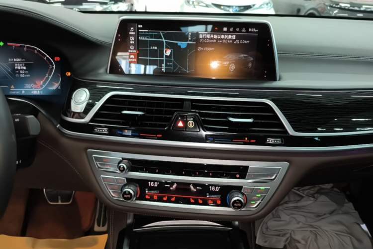 Used BMW 7 Series 2019 Restyled 740Li Leading Edition M Sport Package Audio And AC Panel